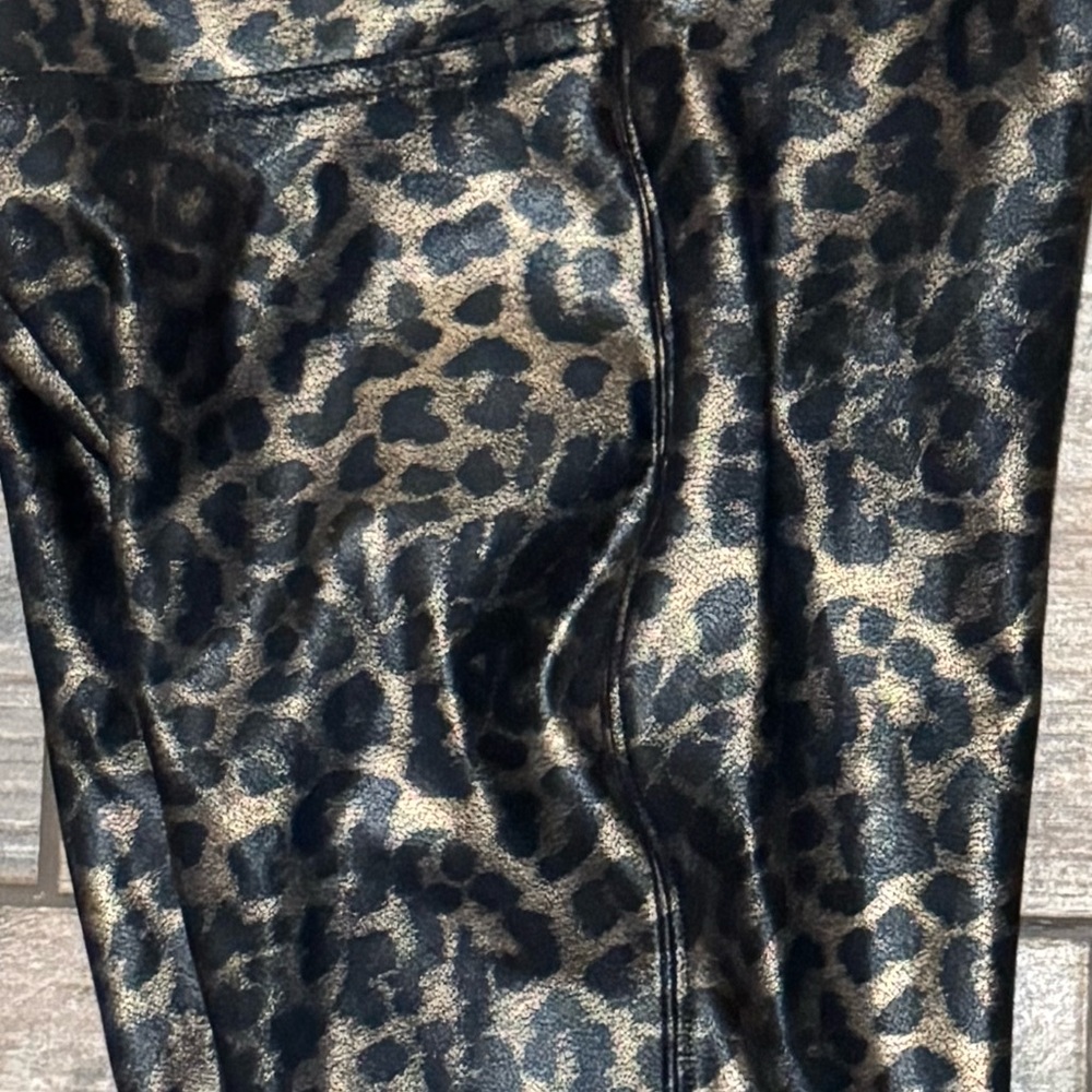 Euc Spanx Metallic Leopard Print Size Small - image 2
